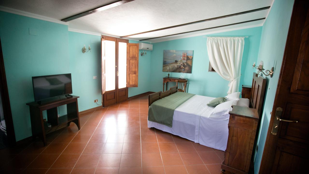 Il Marchese Del Grillo Apartment โตรเปอา ภายนอก รูปภาพ